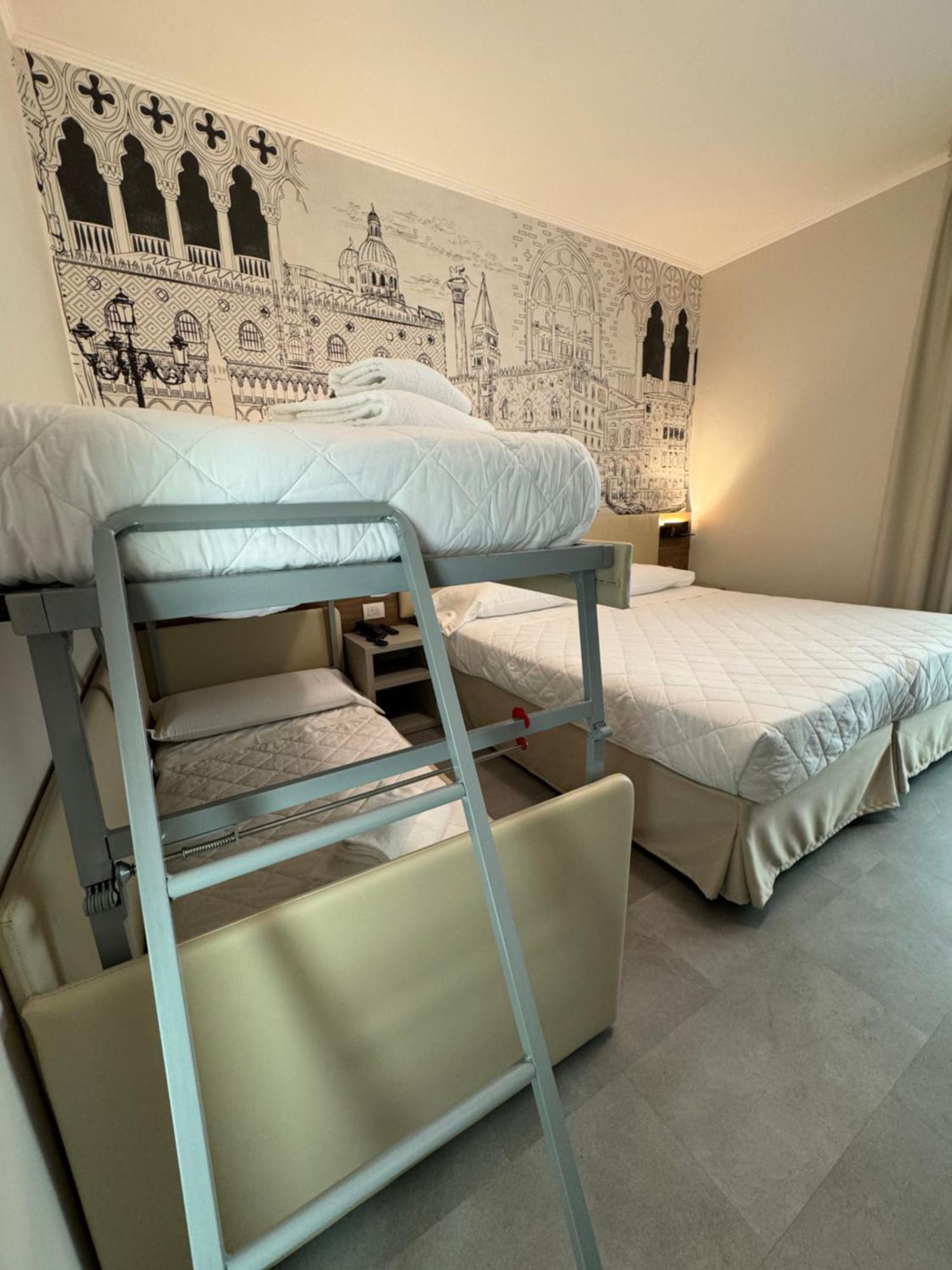 Hotel Marco Polo Lido di Jesolo Eksteriør billede